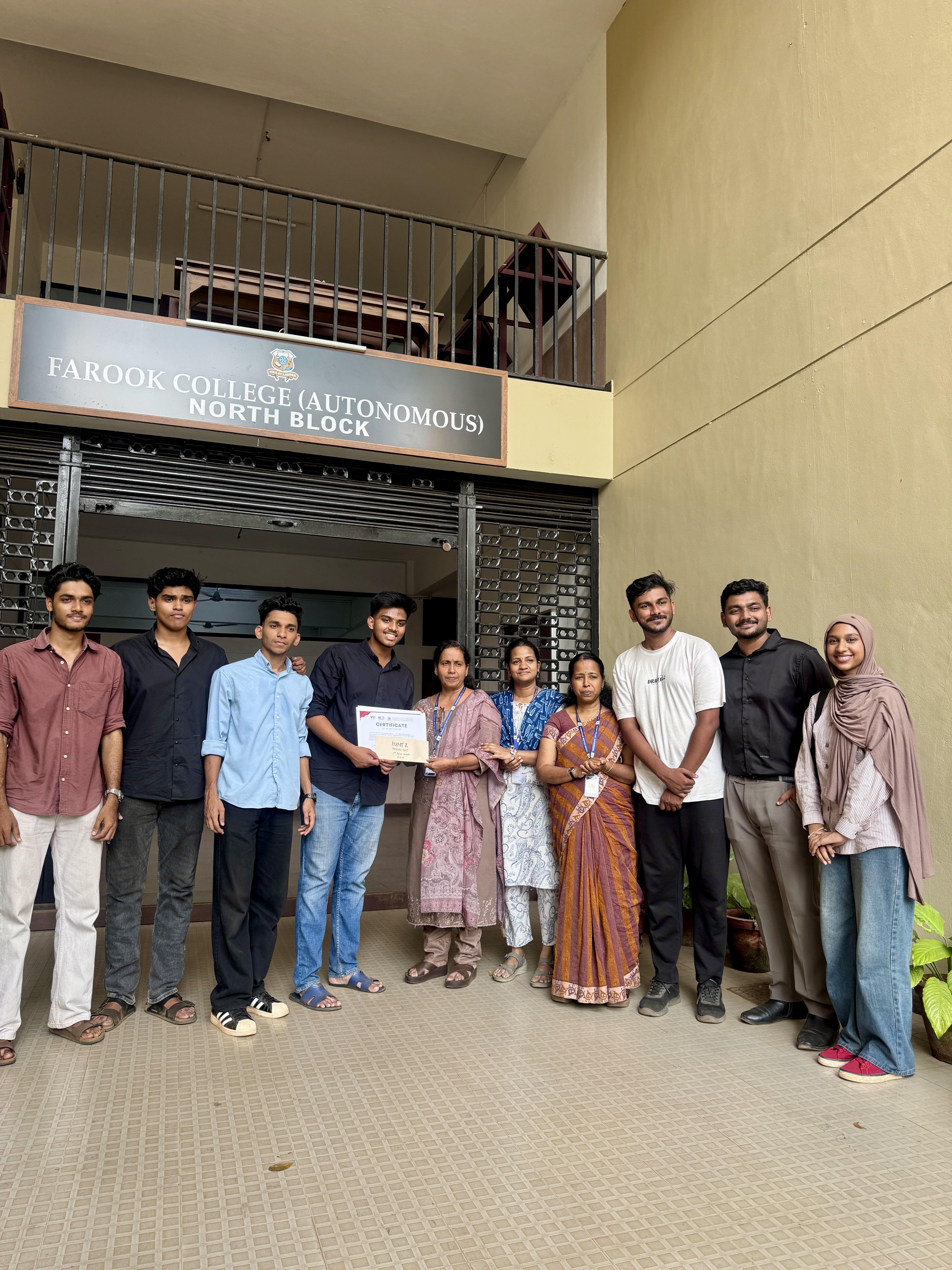 Hunt X prize distribution ceremony
